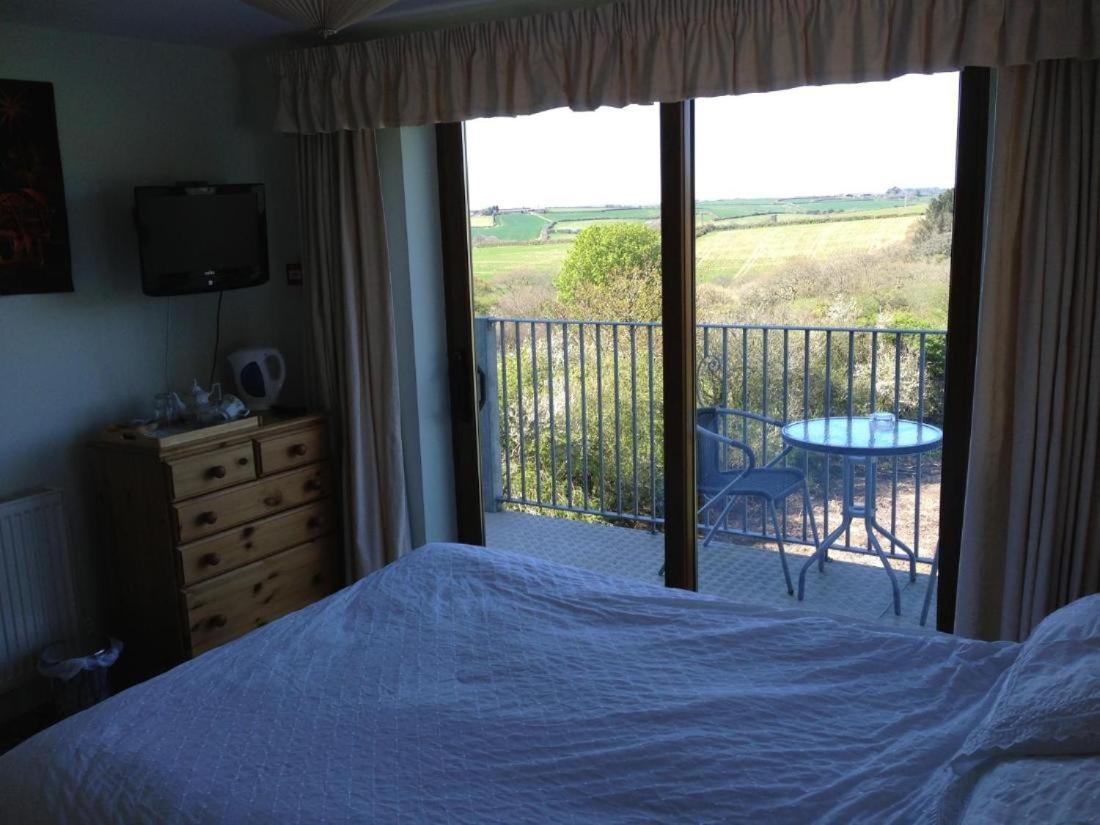Room In Guest Room - Orchard Manor, Fore Street, Probus, Tr24Ly, Nr Truro Exterior photo